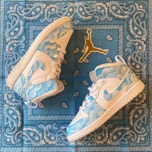 Air Jordan 1 of 1 Clouds Colorway